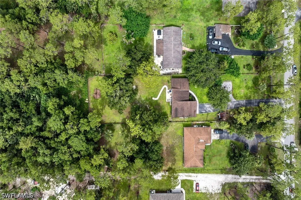 6th Avenue SE Naples, FL 34117