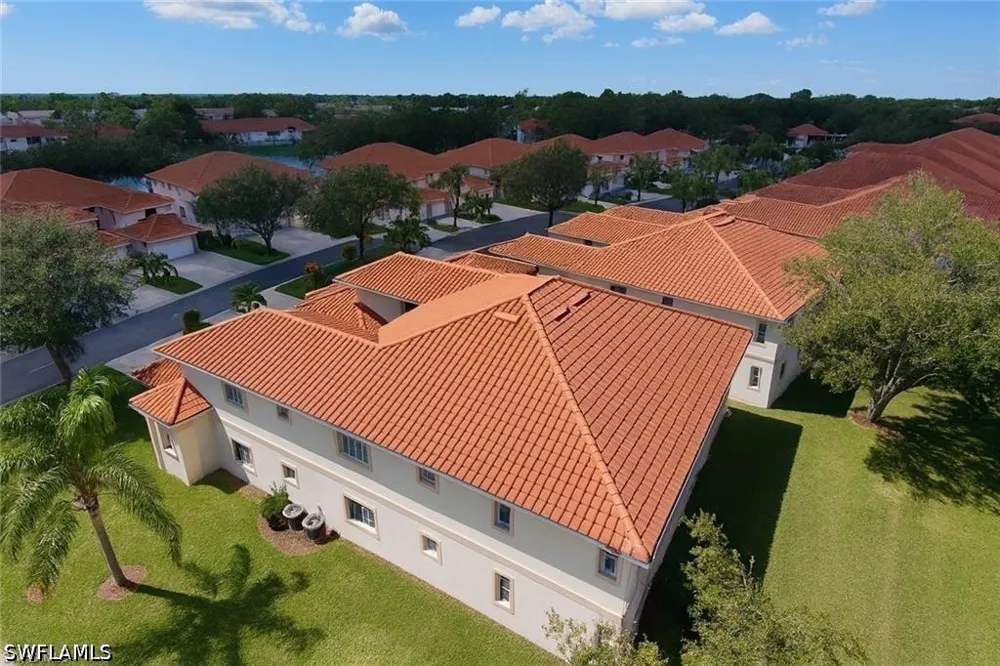 Luisa Lane #2 Naples, FL 34104