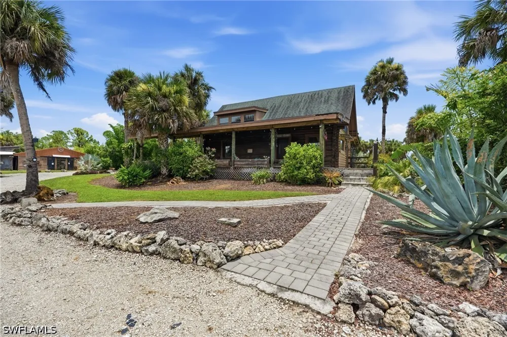 24th Avenue SE Naples, FL 34117