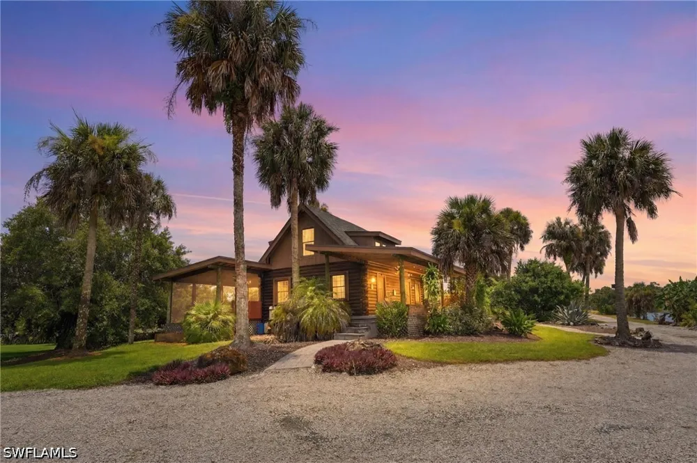 24th Avenue SE Naples, FL 34117