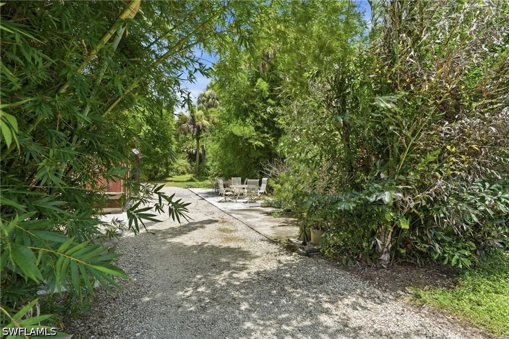 24th Avenue SE Naples, FL 34117