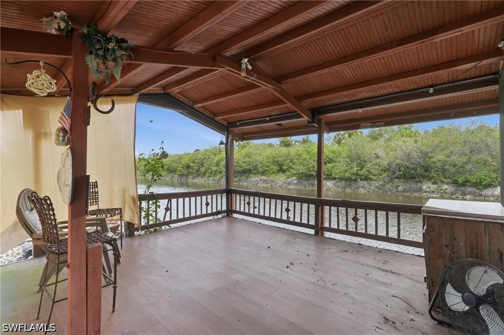 24th Avenue SE Naples, FL 34117