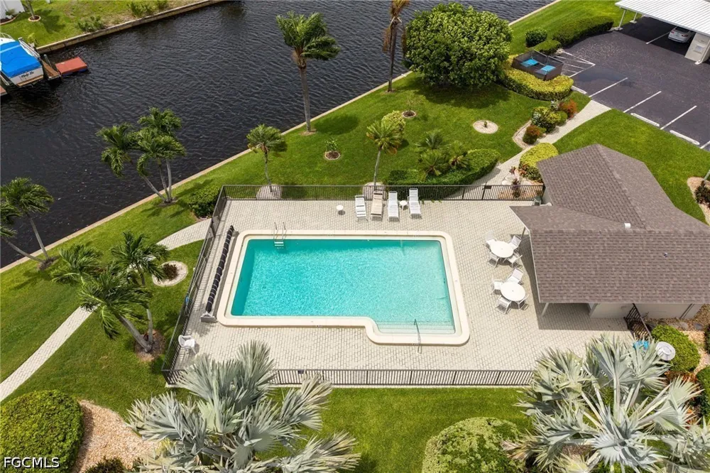 SE 11th Place #1214 Cape Coral, FL 33904