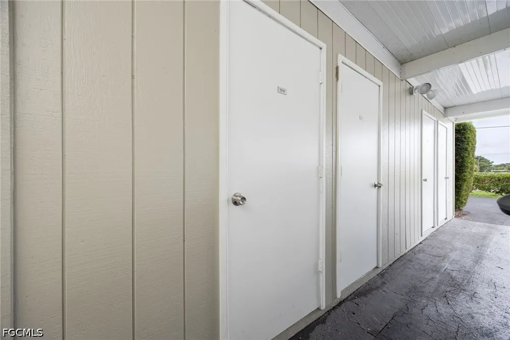 SE 11th Place #1214 Cape Coral, FL 33904