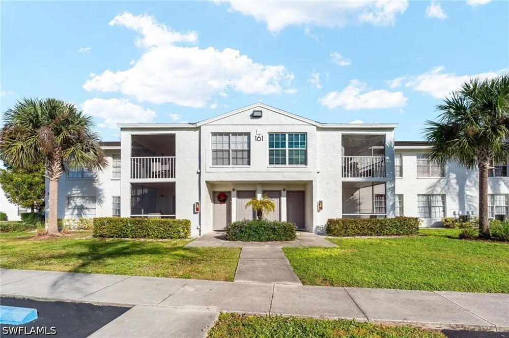 Santa Clara Drive #10 Naples, FL 34104