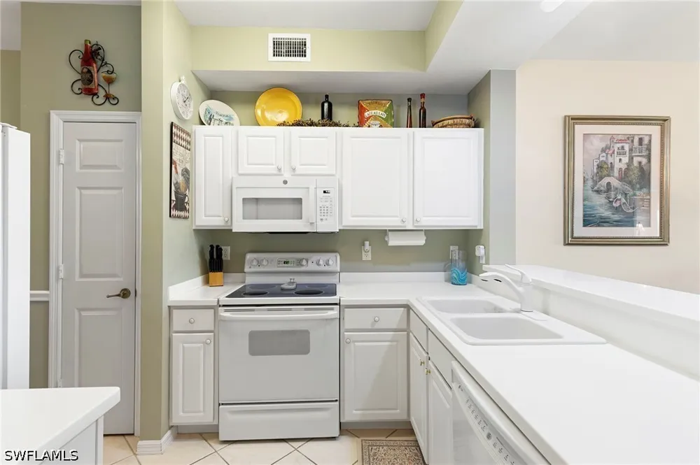 Loblolly Bay Drive #303 Naples, FL 34114