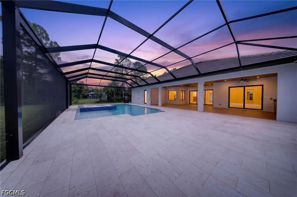 25th Street SW Naples, FL 34117