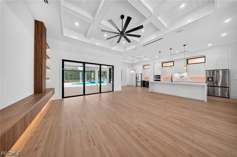 25th Street SW Naples, FL 34117