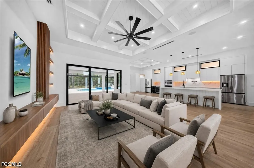 25th Street SW Naples, FL 34117