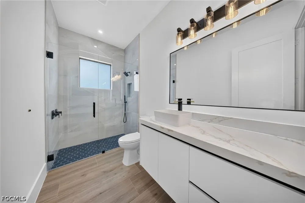 25th Street SW Naples, FL 34117