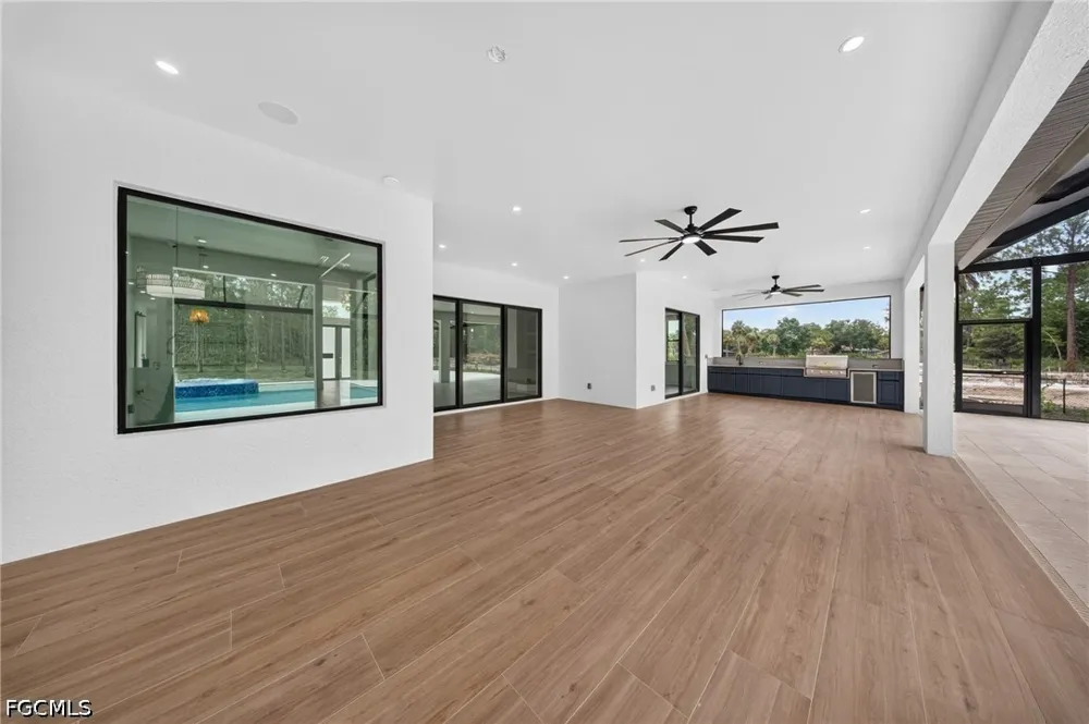 25th Street SW Naples, FL 34117