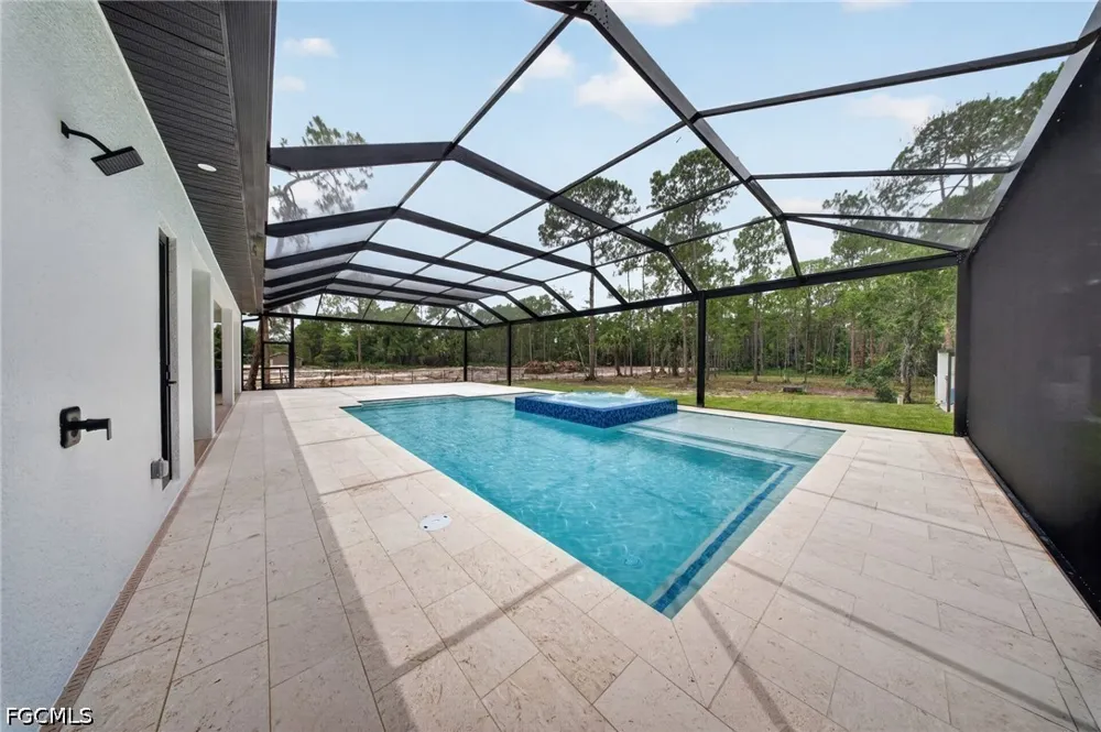 25th Street SW Naples, FL 34117
