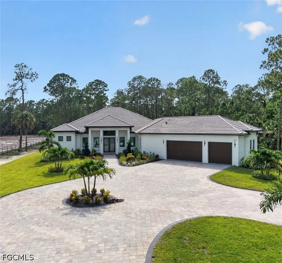 25th Street SW Naples, FL 34117
