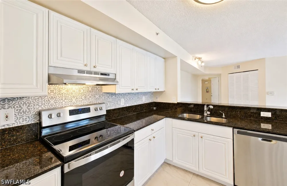 Ibis Club Drive #602 Naples, FL 34104