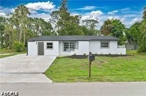 Maple Avenue Lehigh Acres, FL 33936