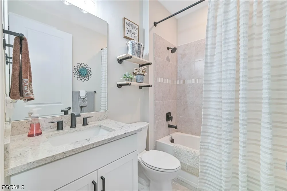 Oakstead Drive Alva, FL 33920