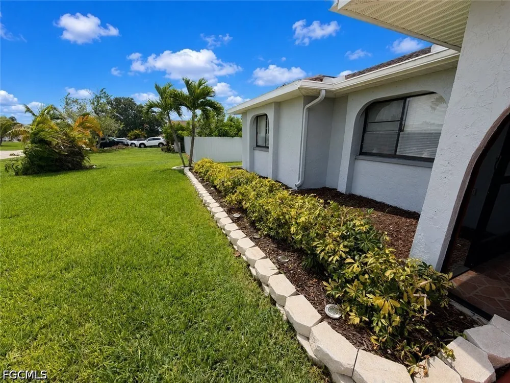 SE 20th Street Cape Coral, FL 33990