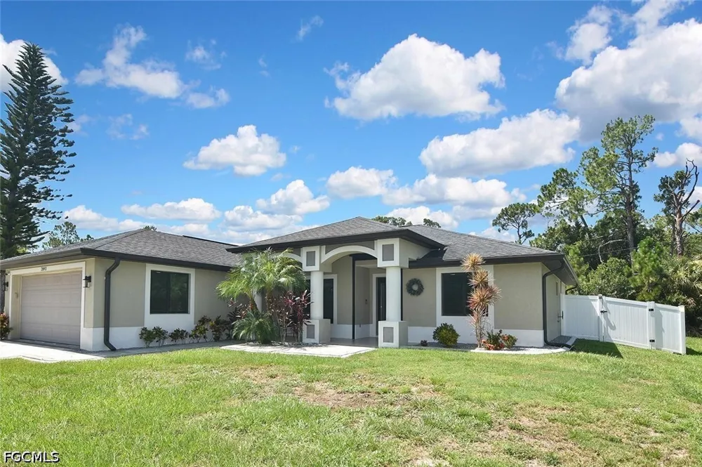 Vizza Lane North Port, FL 34286
