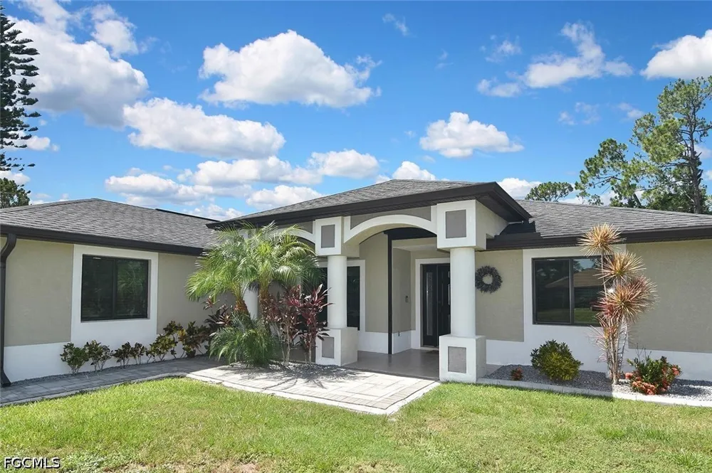 Vizza Lane North Port, FL 34286