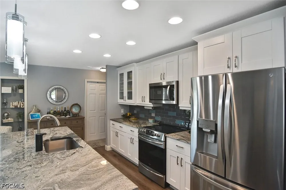 Vizza Lane North Port, FL 34286