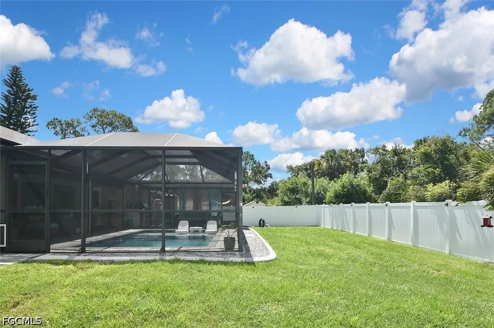 Vizza Lane North Port, FL 34286