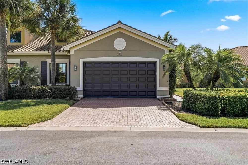 Coronado Drive Naples, FL 34109