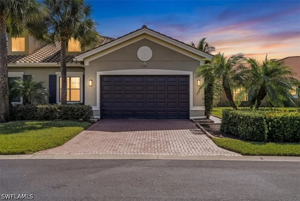 Coronado Drive Naples, FL 34109