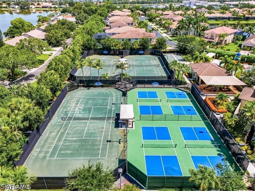 Coronado Drive Naples, FL 34109