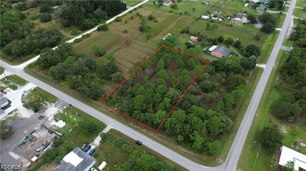 Avenida Del Sur Clewiston, FL 33440
