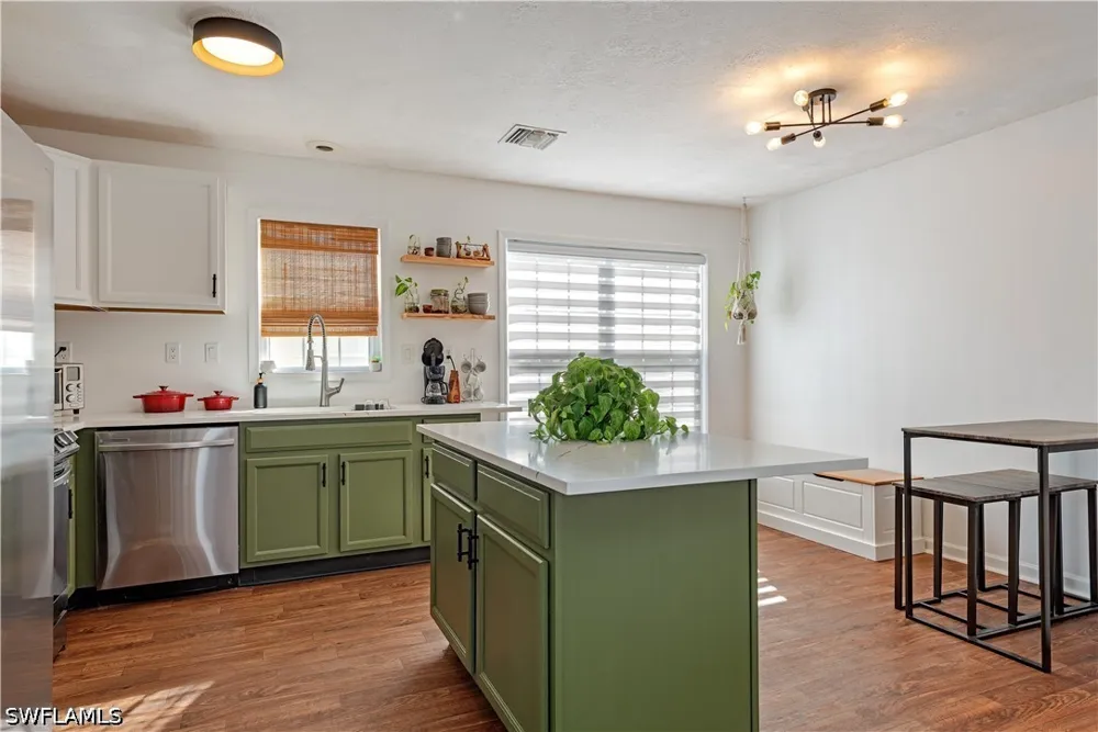 Leawood Circle Naples, FL 34104