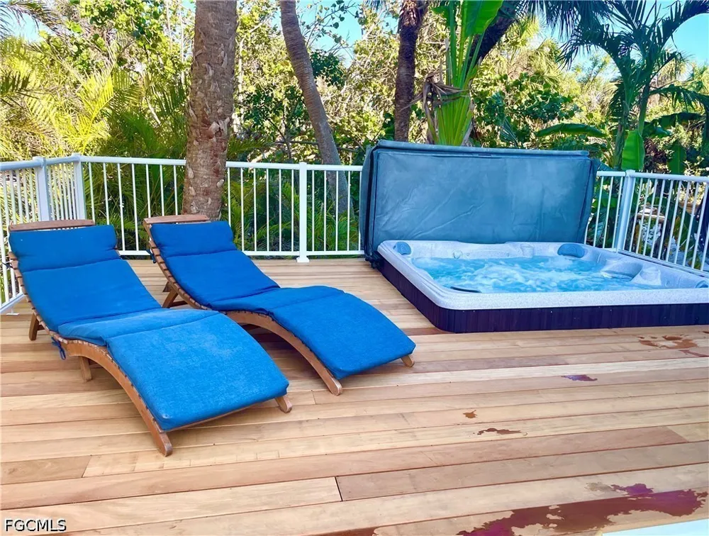Oyster Shell Drive Upper Captiva, FL 33924