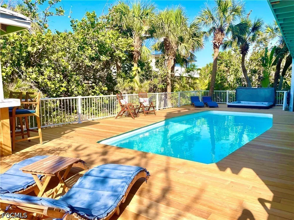 Oyster Shell Drive Upper Captiva, FL 33924