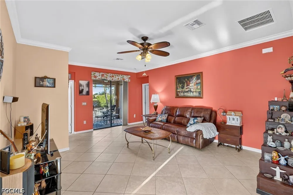 Treasure Cove Circle Naples, FL 34114