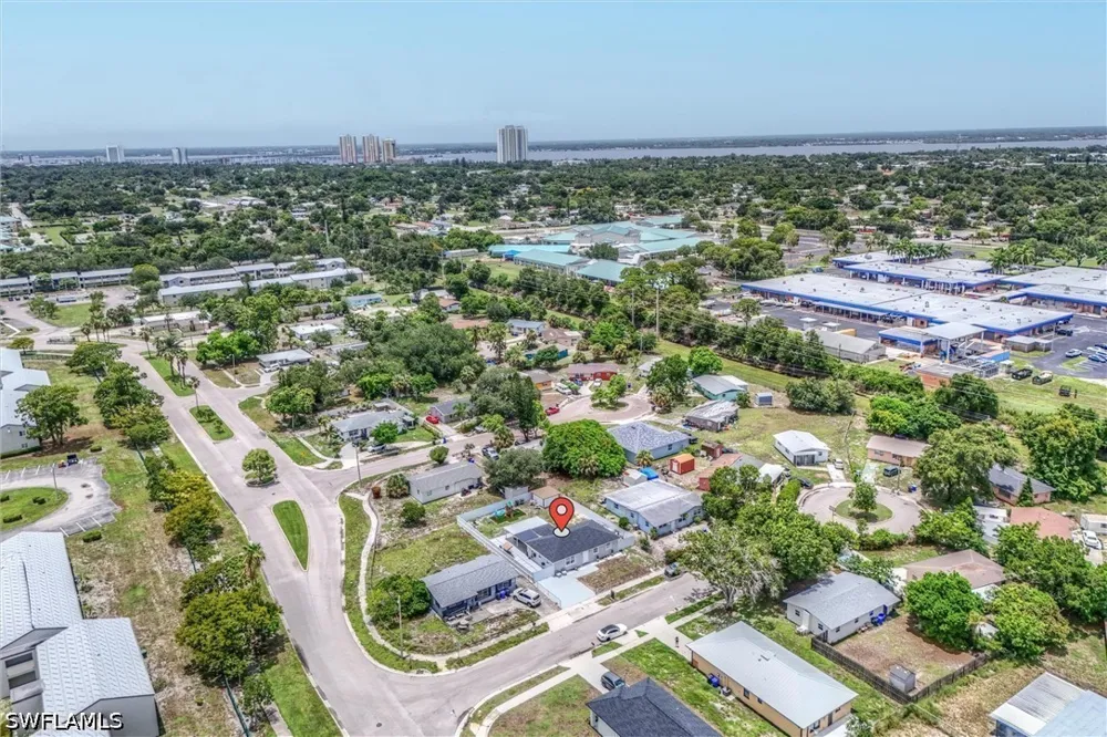 Glenway Court Fort Myers, FL 33916