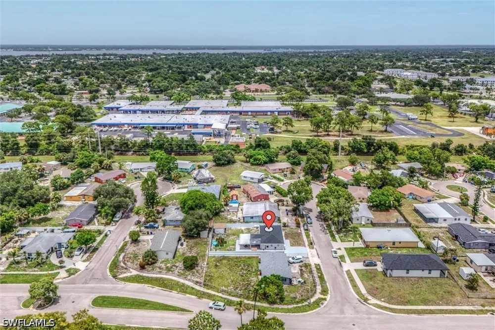 Glenway Court Fort Myers, FL 33916