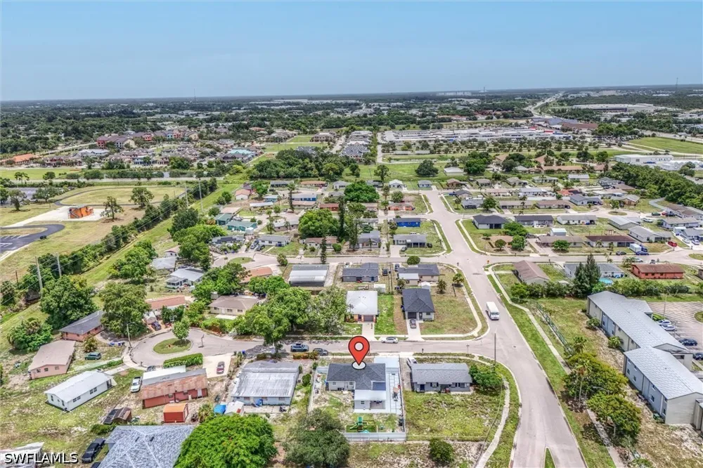 Glenway Court Fort Myers, FL 33916