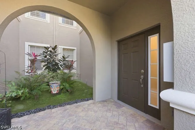 Glastonbury Circle #202 Fort Myers, FL 33913