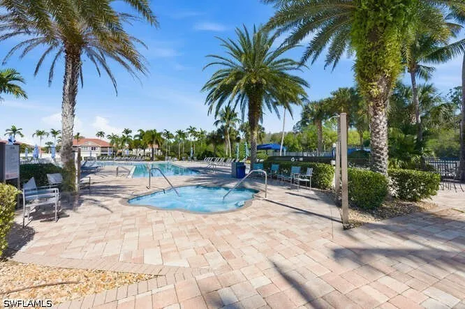 Glastonbury Circle #202 Fort Myers, FL 33913