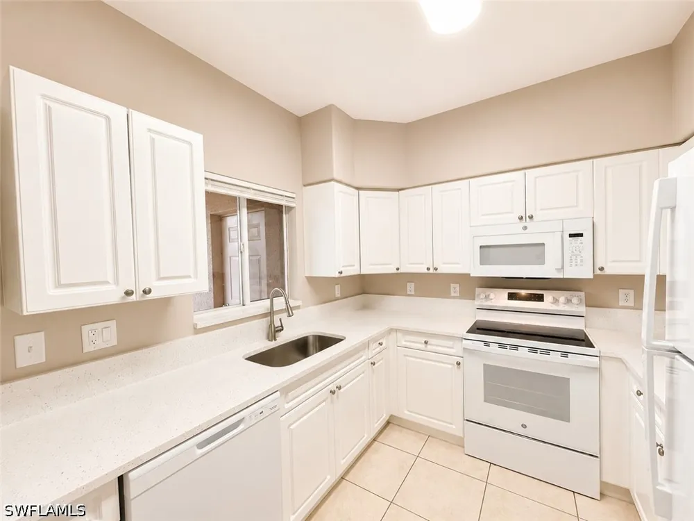 Castilla Circle #201 Fort Myers, FL 33916