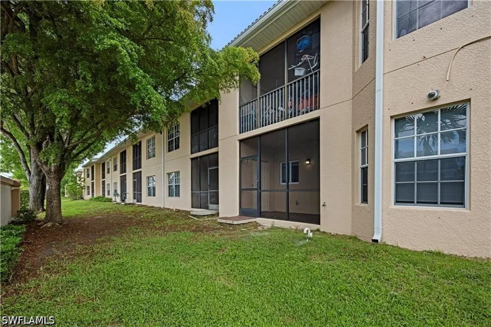 Castilla Circle #201 Fort Myers, FL 33916