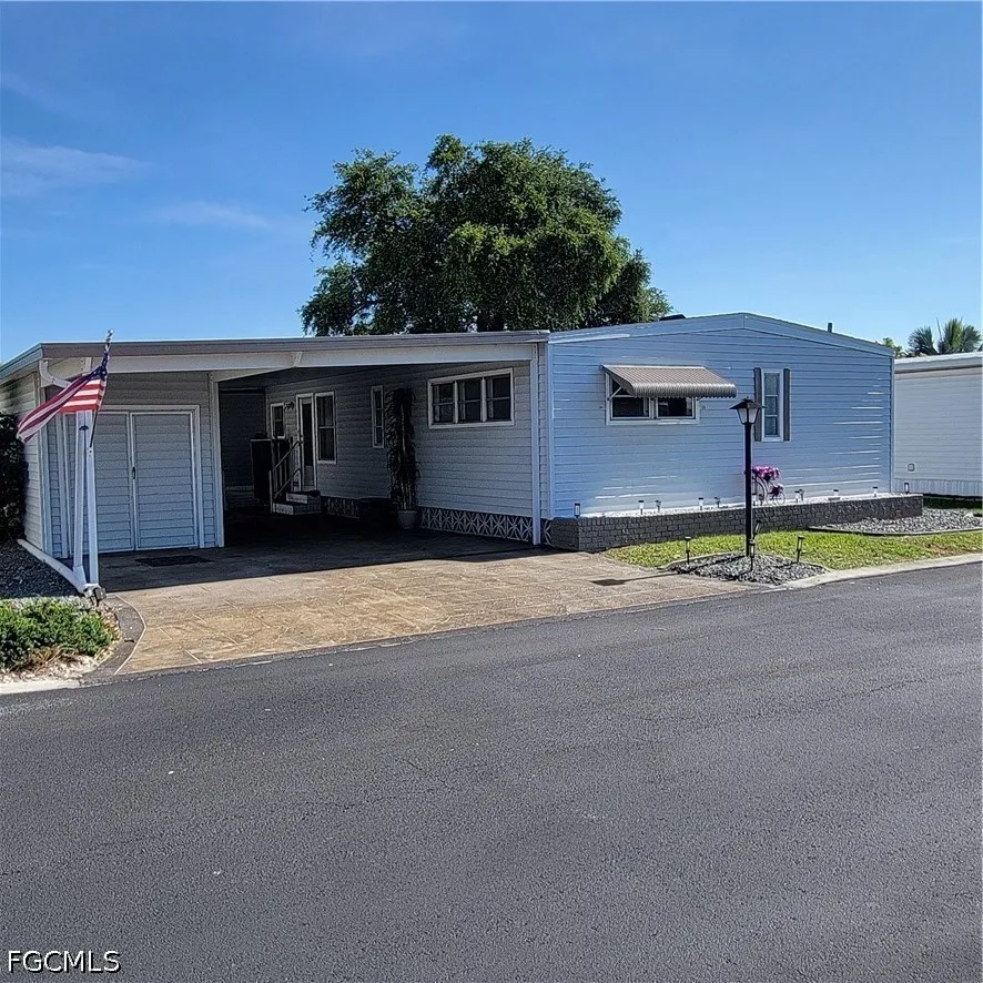 Boros Drive North Fort Myers, FL 33903