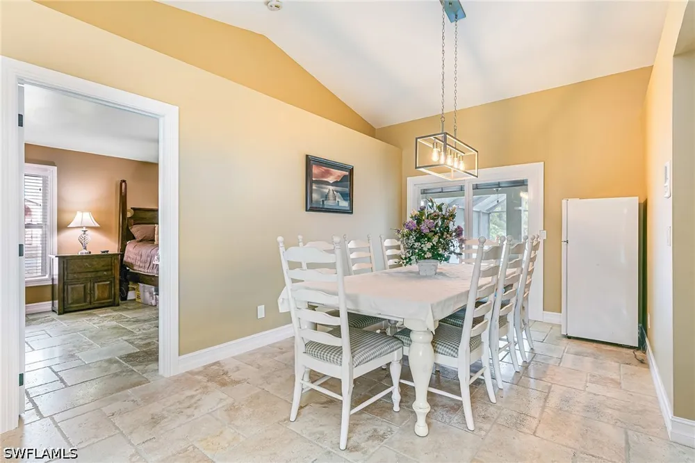 Candlewick Circle E Lehigh Acres, FL 33936