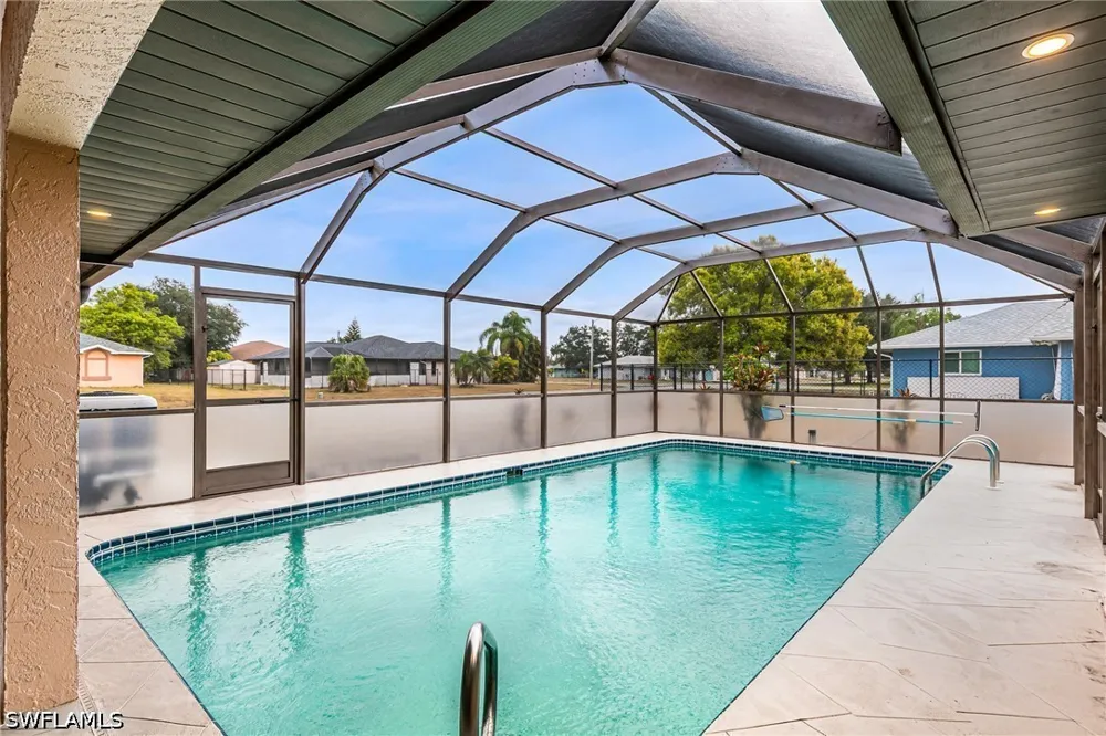 Candlewick Circle E Lehigh Acres, FL 33936