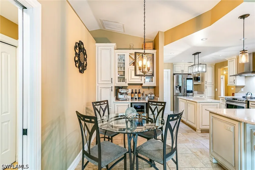 Candlewick Circle E Lehigh Acres, FL 33936