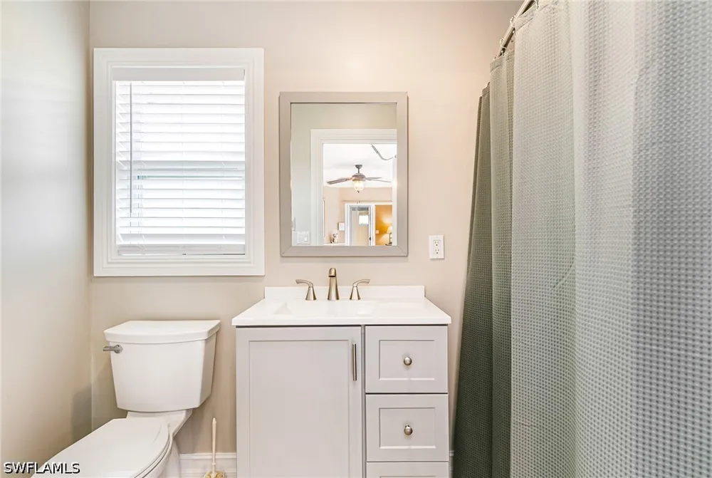 Candlewick Circle E Lehigh Acres, FL 33936