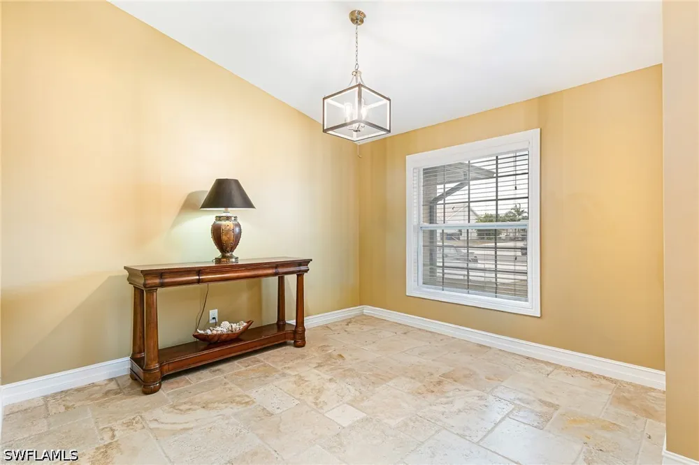 Candlewick Circle E Lehigh Acres, FL 33936