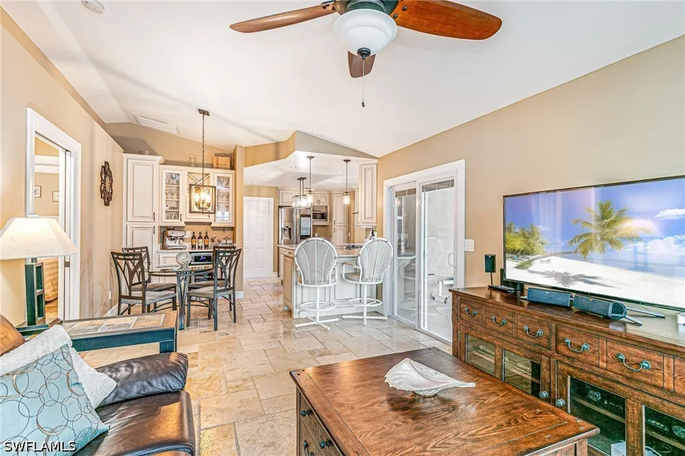 Candlewick Circle E Lehigh Acres, FL 33936