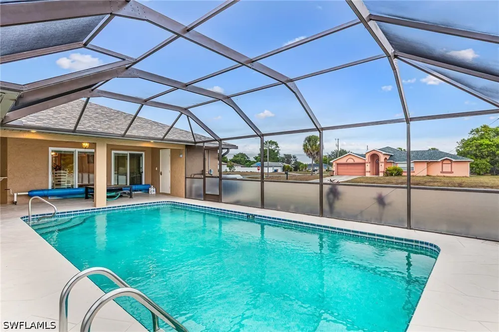 Candlewick Circle E Lehigh Acres, FL 33936