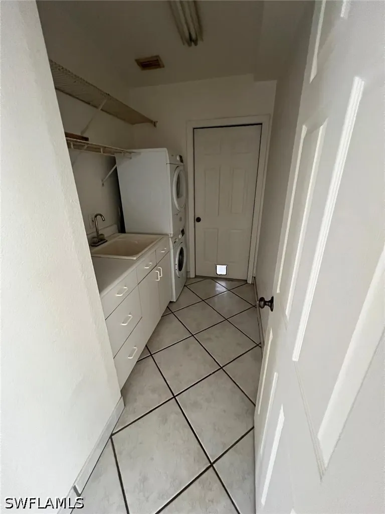 18th Avenue SE Naples, FL 34117