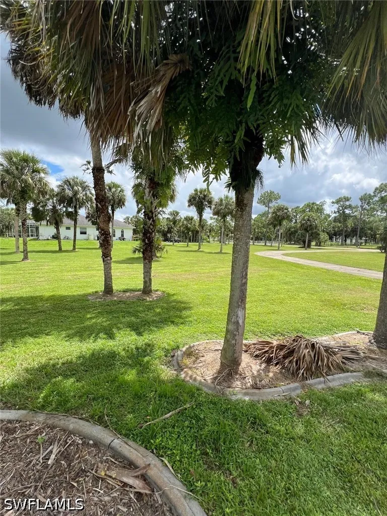 18th Avenue SE Naples, FL 34117